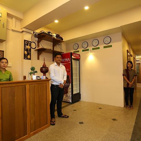 Hostel H Way Yangon Exterior foto
